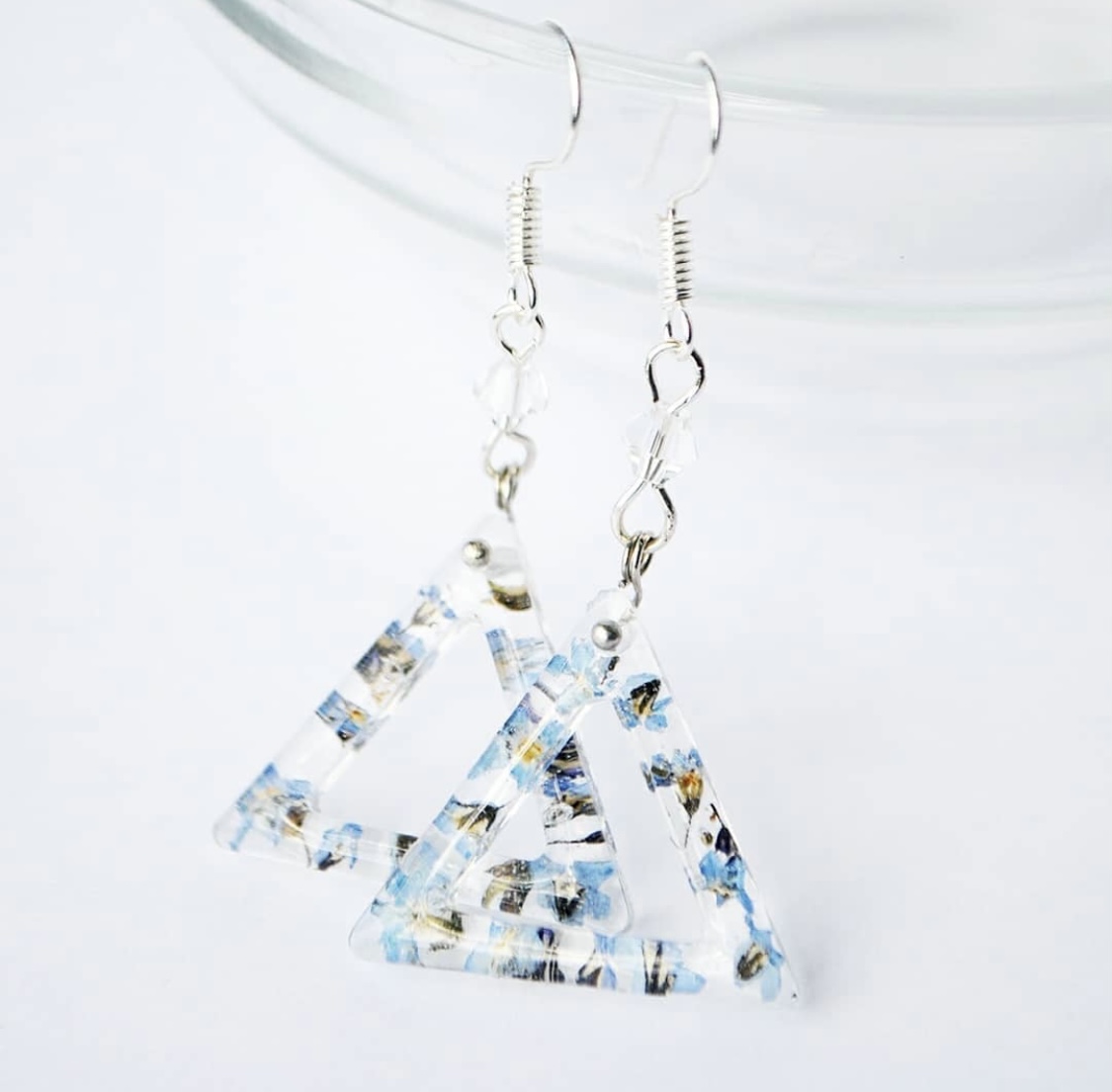Triangles with flat-dried forget-me-nots resin earrings